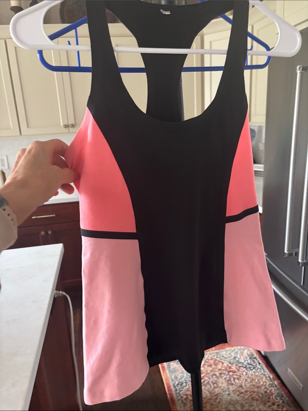 Lululemon Tank 14PTP strech to 17